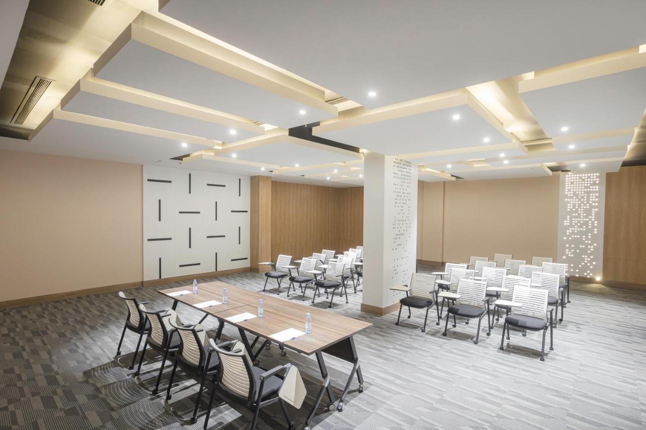 סקאקה Ewaa Express Hotel - Al Jouf מראה חיצוני תמונה